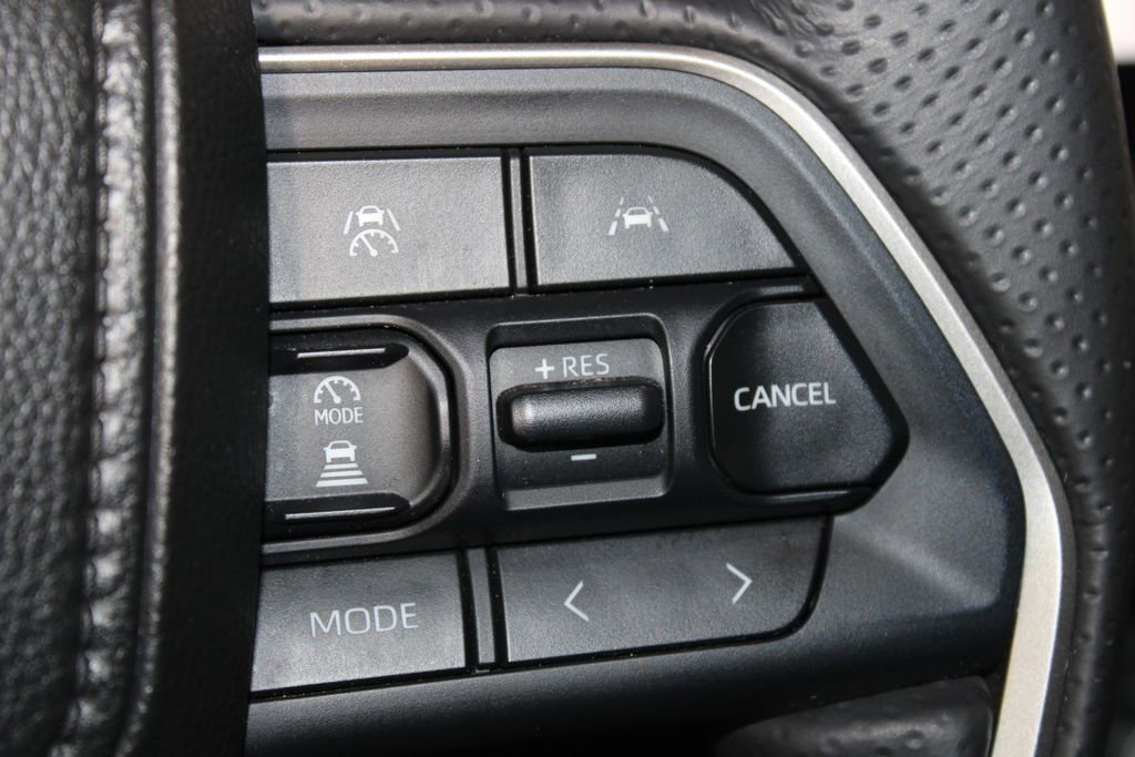 Used 2025 Toyota 4Runner TRD Sport Premium image 18