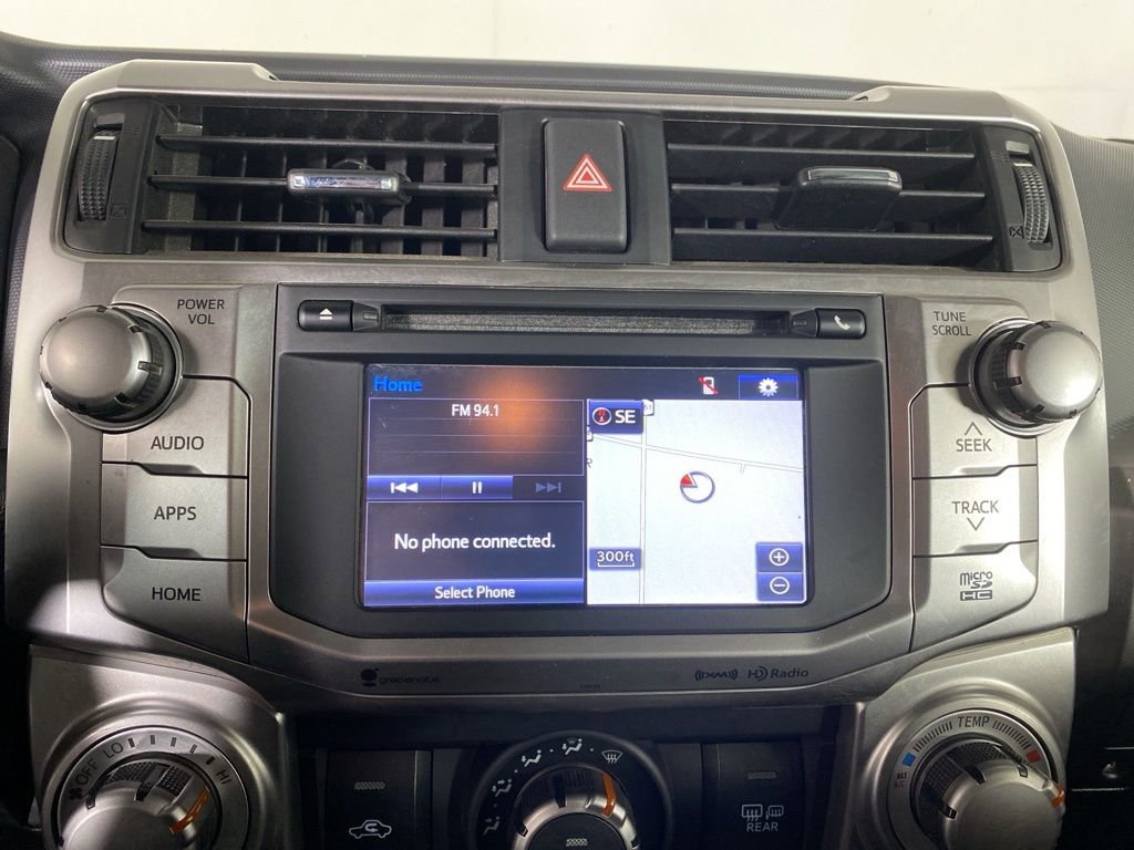 Used 2016 Toyota 4Runner SR5 AWD/4WD image 14