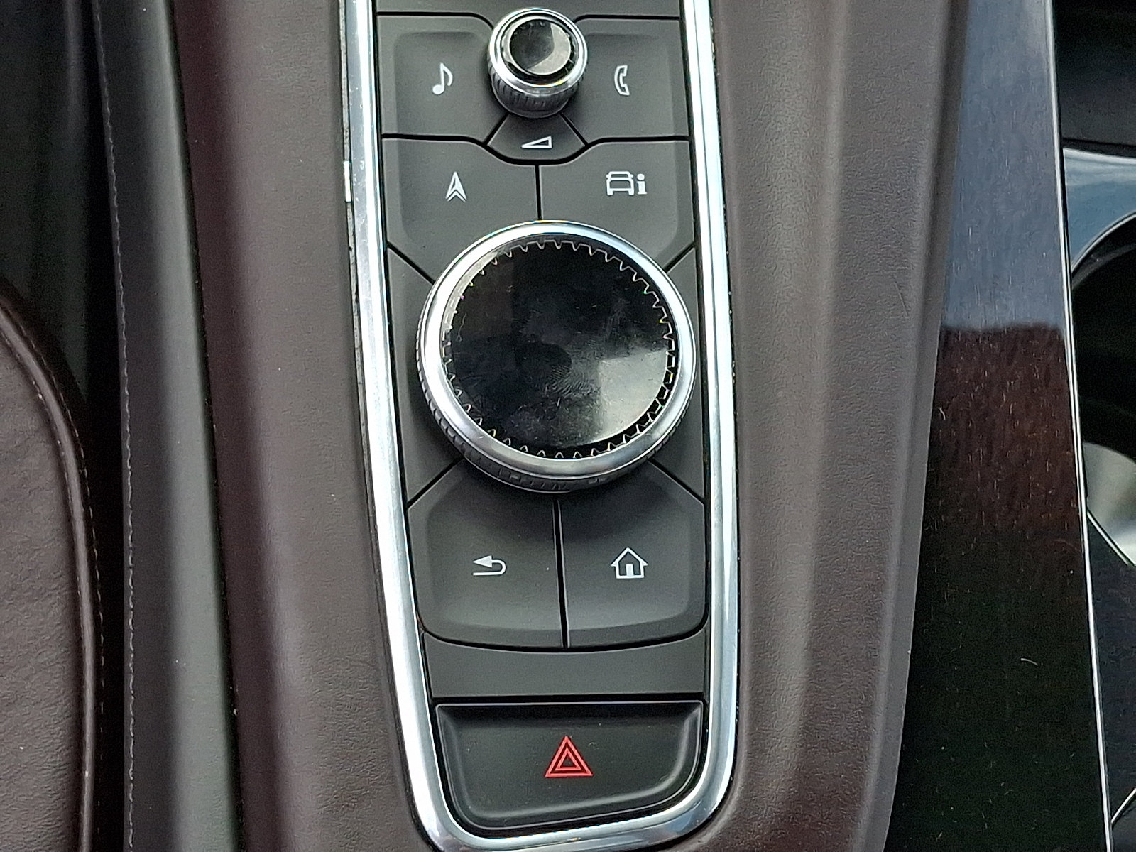 Certified 2023 Cadillac Escalade ESV Sport Platinum w/ LPO, ONYX Package AWD/4WD image 25