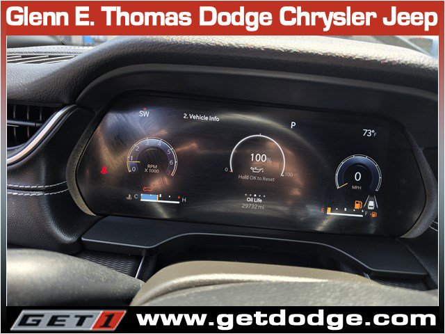 Used 2023 Jeep Grand Cherokee L Laredo RWD image 15