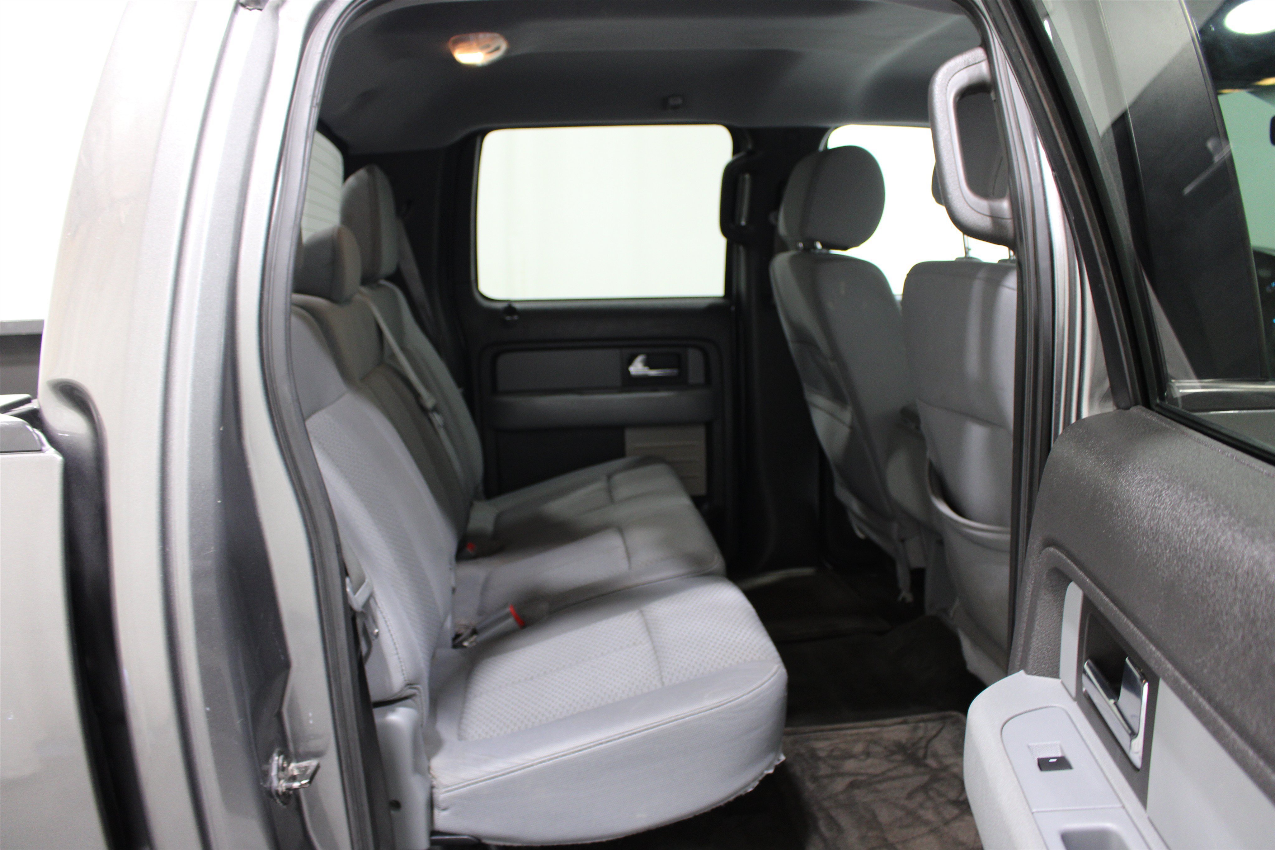 Used 2014 Ford F150 XLT w/ Equipment Group 302A Luxury RWD image 18