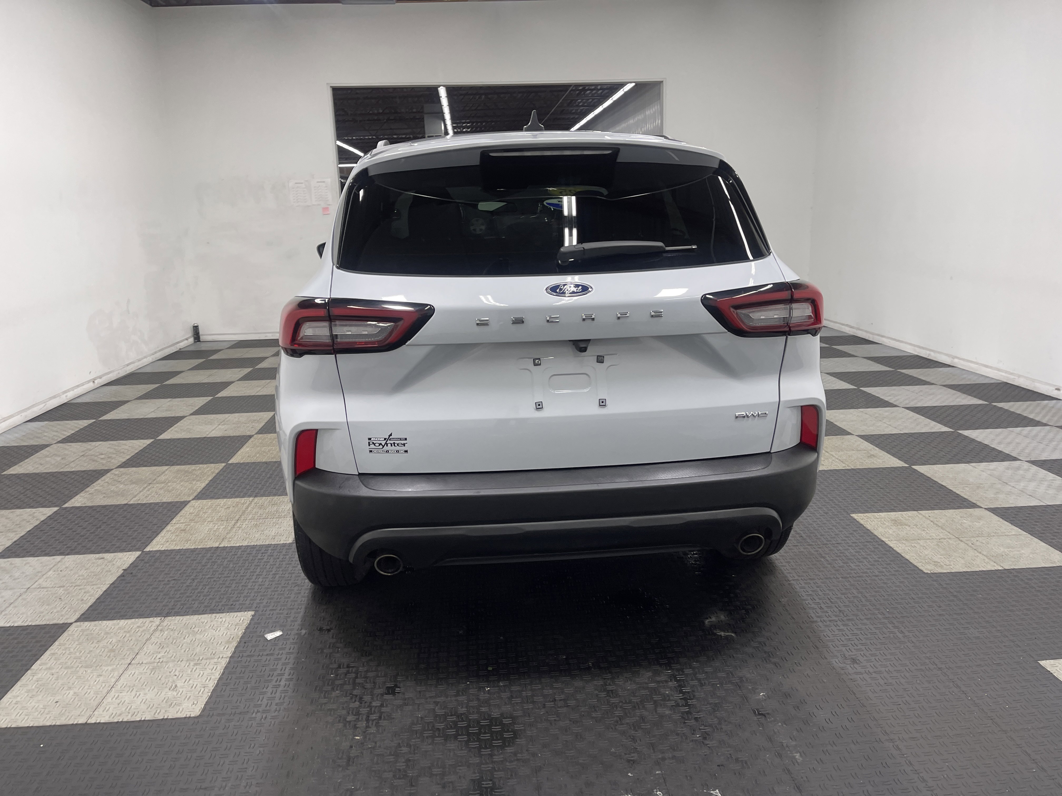 Used 2025 Ford Escape ST-Line Select image 3