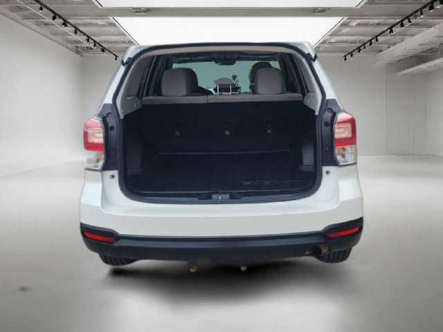 Used 2017 Subaru Forester 2.5i Premium AWD/4WD image 10