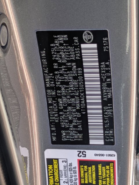 Used 2025 Toyota Camry SE w/ Convenience Package FWD image 27
