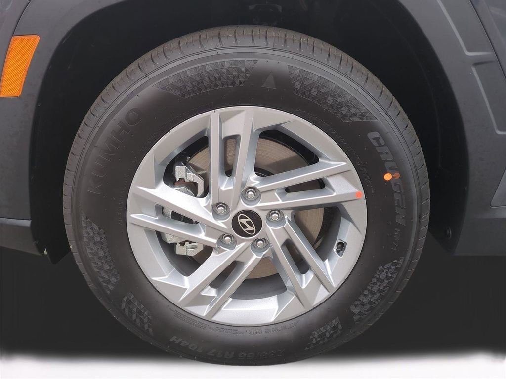 New 2026 Hyundai Tucson SE image 11