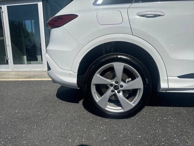Certified 2025 Audi Q5 Premium AWD/4WD image 28
