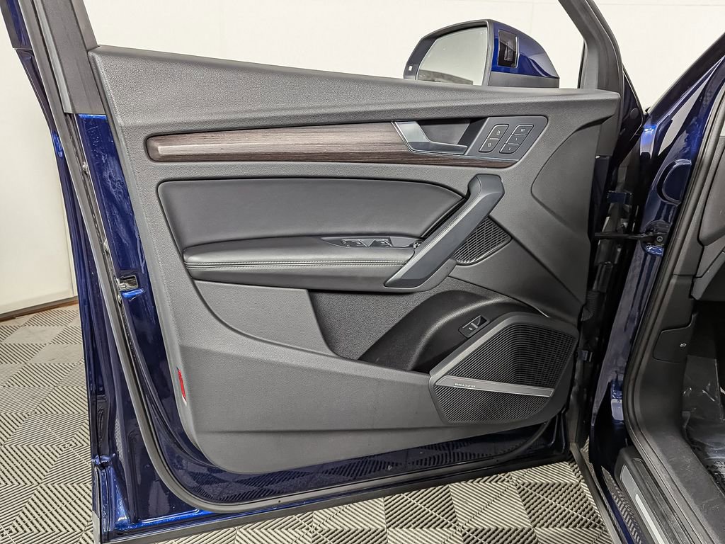 Used 2021 Audi Q5 2.0T Premium Plus w/ Premium Plus Package image 13