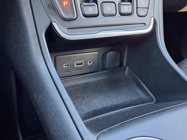 Used 2020 GMC Terrain SLE w/ Driver Convenience Package image 13