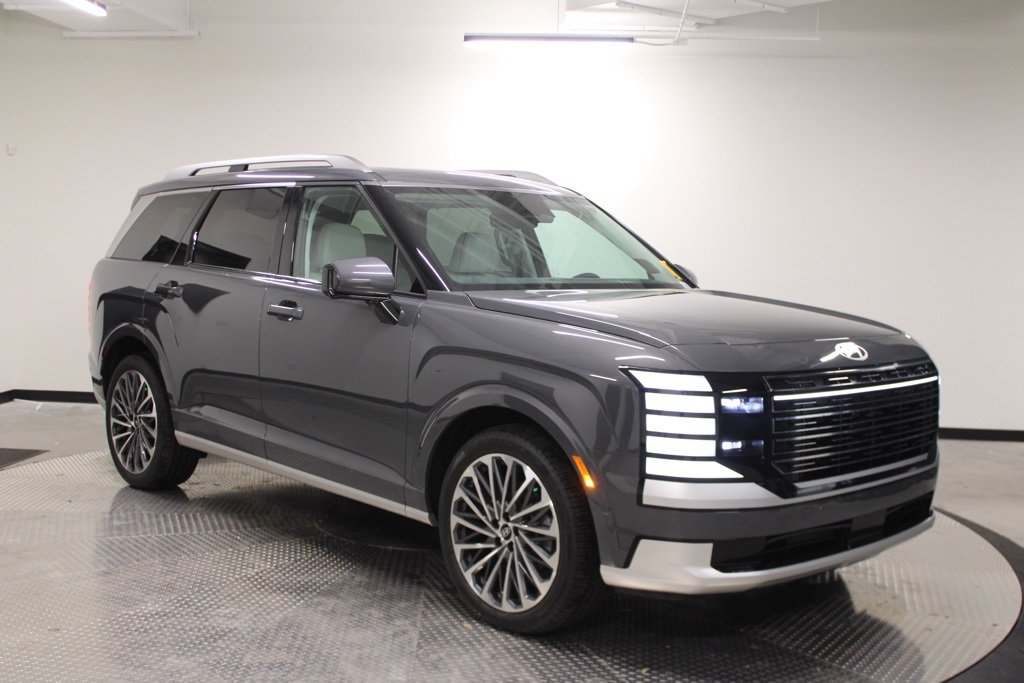 Used 2026 Hyundai Palisade Calligraphy image 9