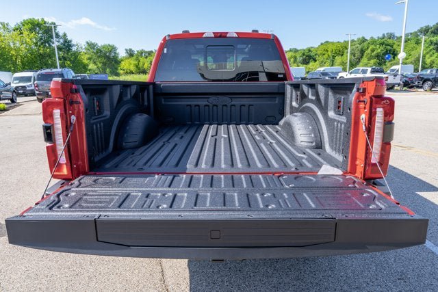 New 2026 Ford F350 XLT w/ XLT Premium Package AWD/4WD image 6