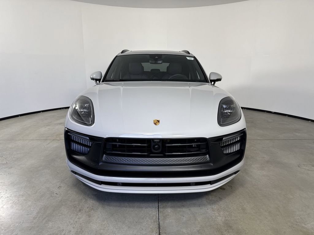 Certified 2025 Porsche Macan GTS AWD/4WD image 10