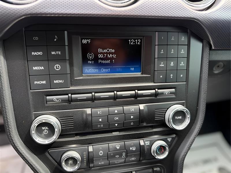 Used 2015 Ford Mustang Coupe RWD image 37
