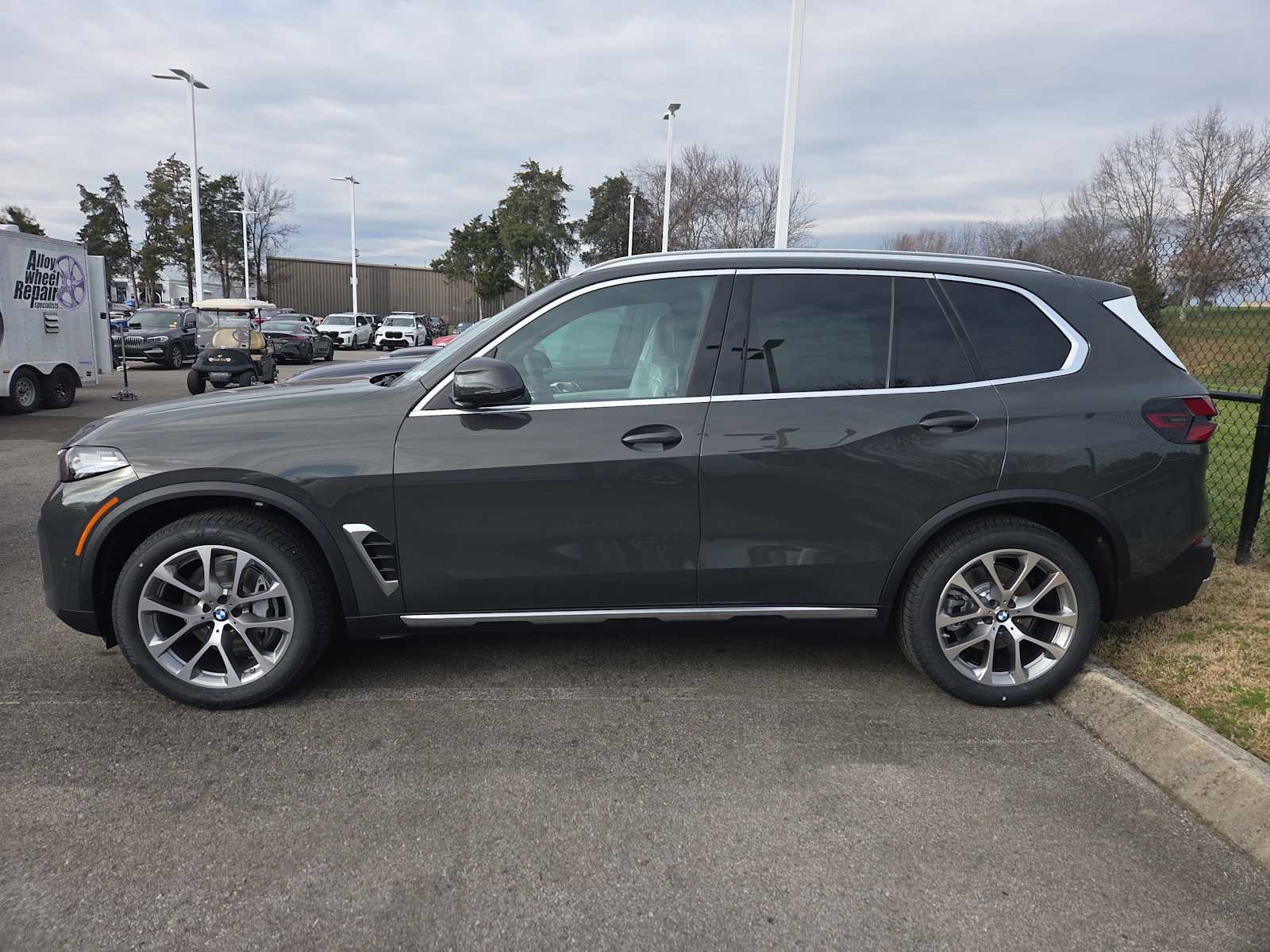 New 2026 BMW X5 xDrive40i w/ Climate Comfort Package image 8