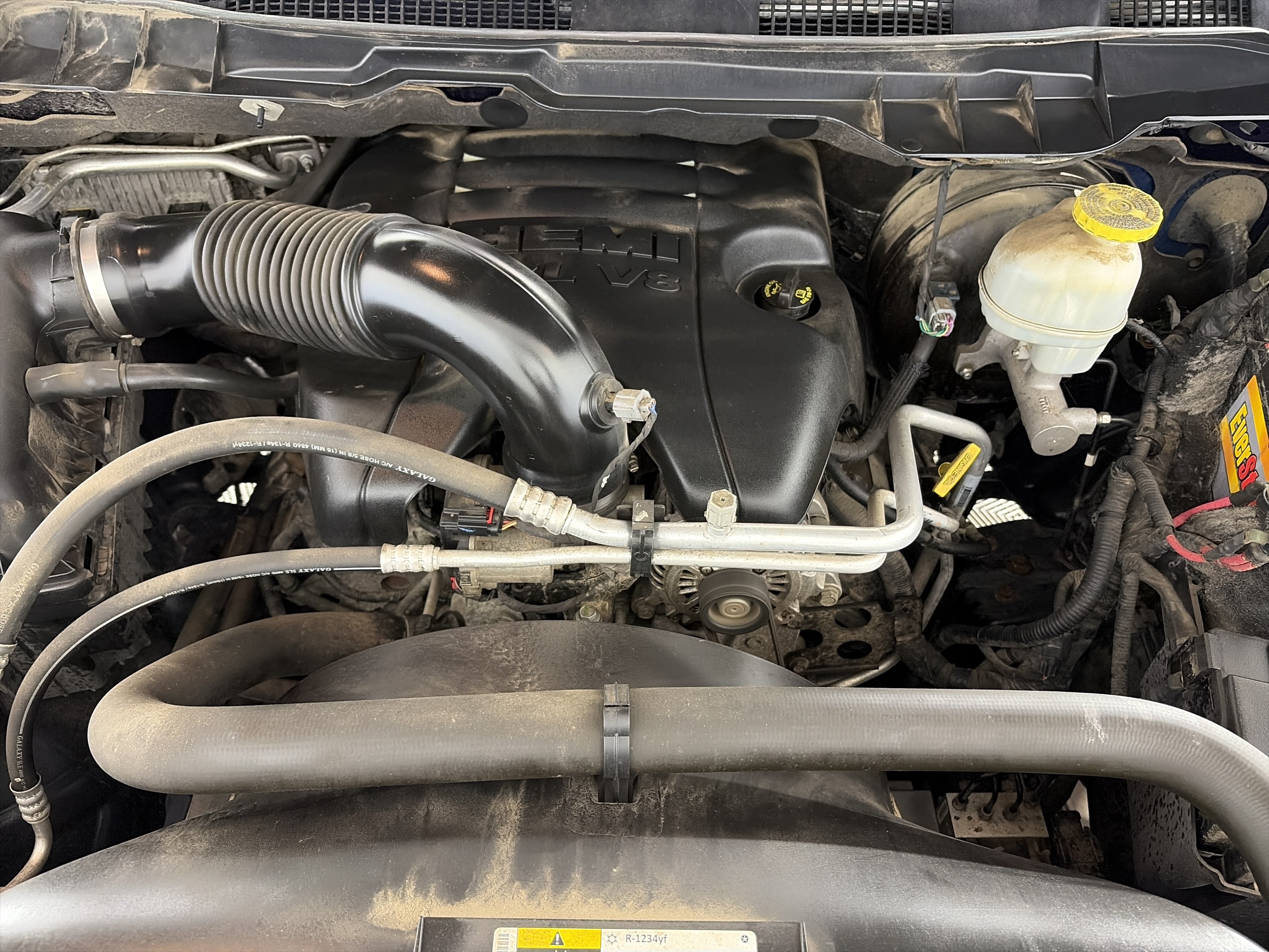 Used 2017 RAM 1500 Laramie AWD/4WD image 11