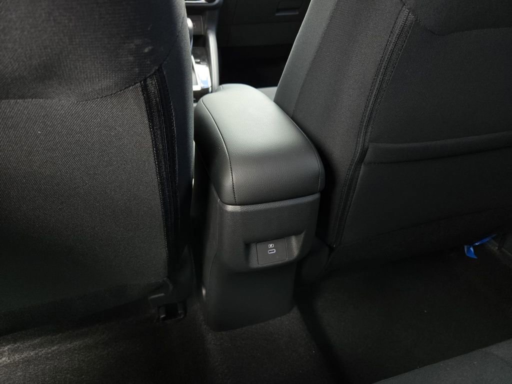 New 2025 Nissan Versa SR w/ Trunk Package image 12