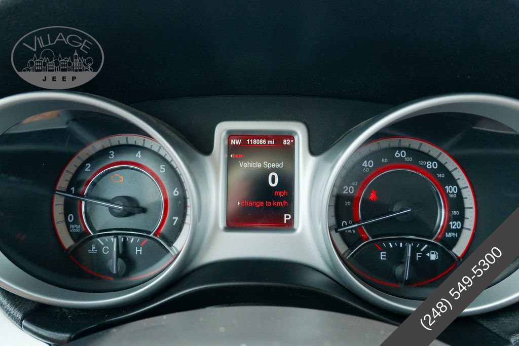 Used 2015 Dodge Journey R/T w/ Flexible Seating Group FWD image 17