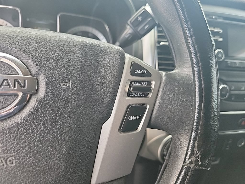 Used 2017 Nissan Titan SV AWD/4WD image 24