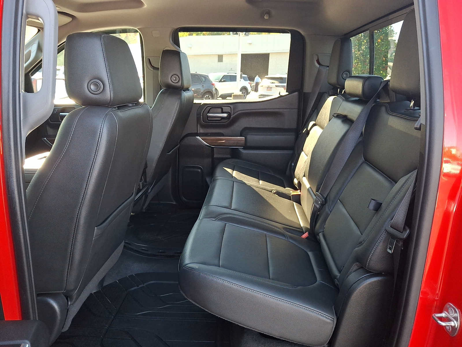 Used 2019 Chevrolet Silverado 1500 LT Trail Boss AWD/4WD image 10