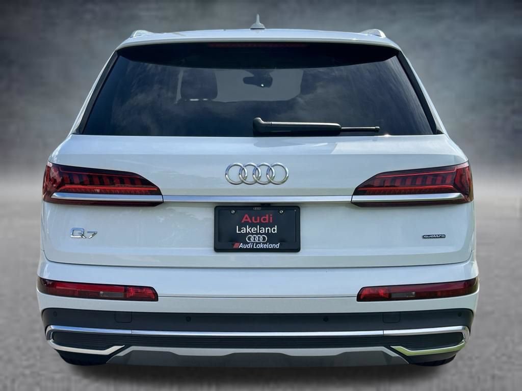 Used 2023 Audi Q7 3.0T Premium w/ Convenience Package AWD/4WD image 4