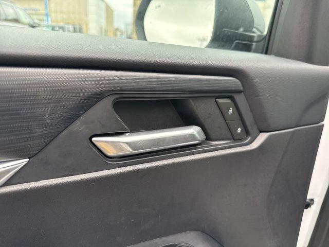 Used 2025 GMC Acadia Elevation image 26