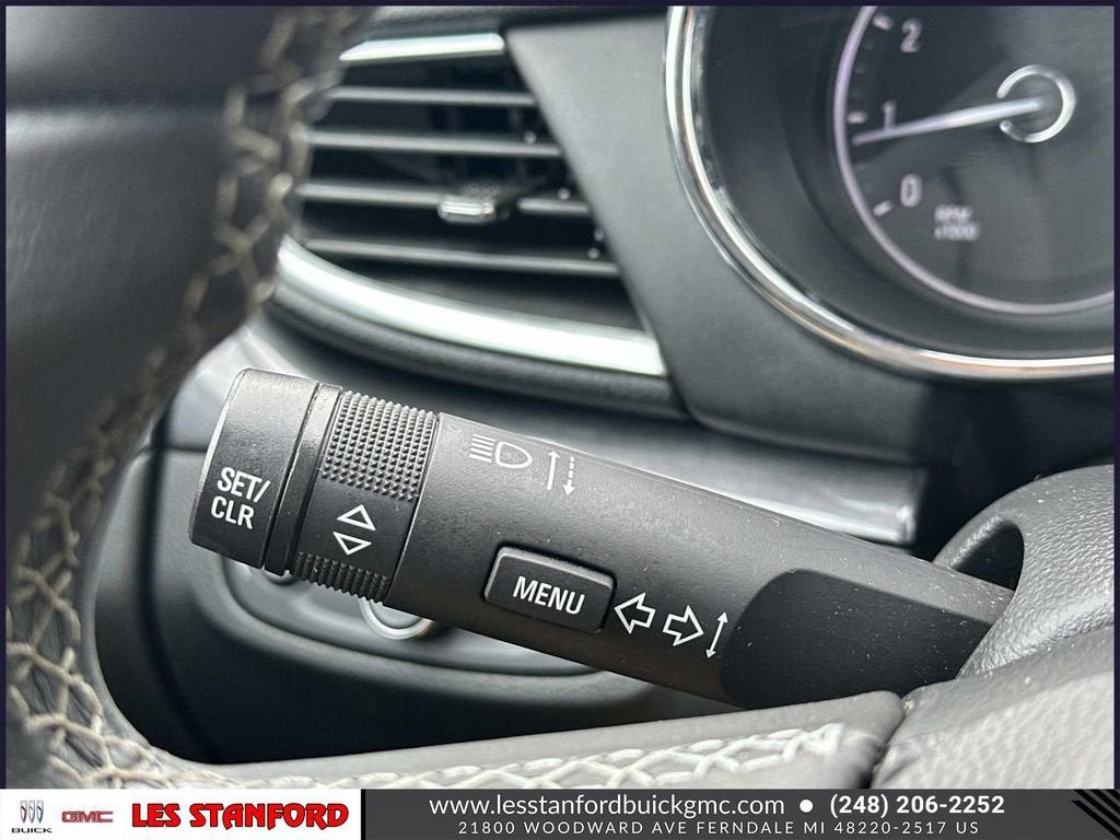 Used 2022 Buick Encore Preferred w/ Safety Package AWD/4WD image 26