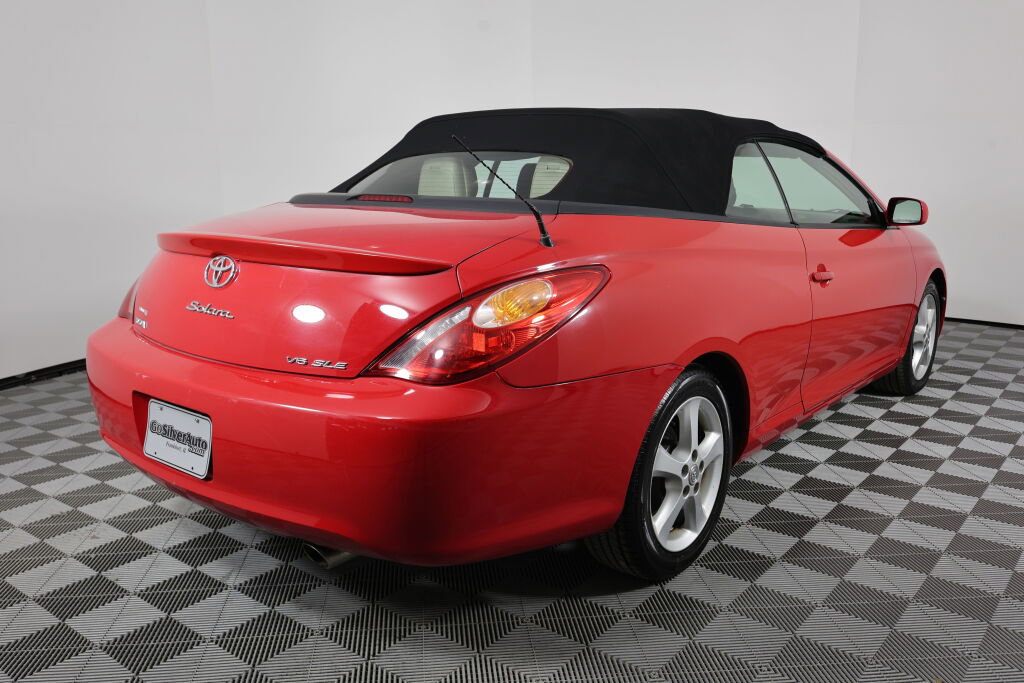 Used 2006 Toyota Solara SE image 3