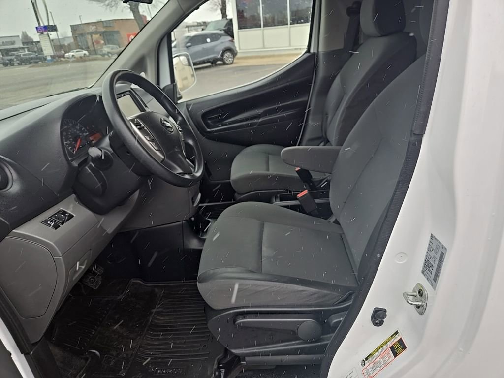Used 2021 Nissan NV200 SV image 11