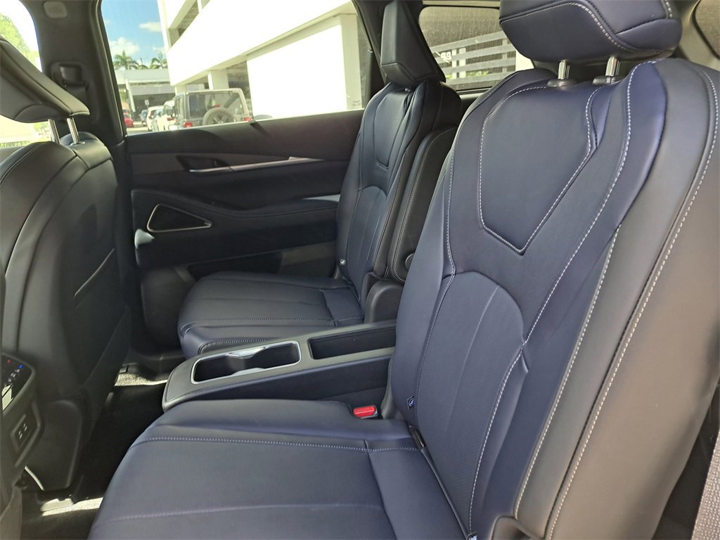 New 2026 INFINITI QX60 Sport w/ Dark Cargo Package image 12