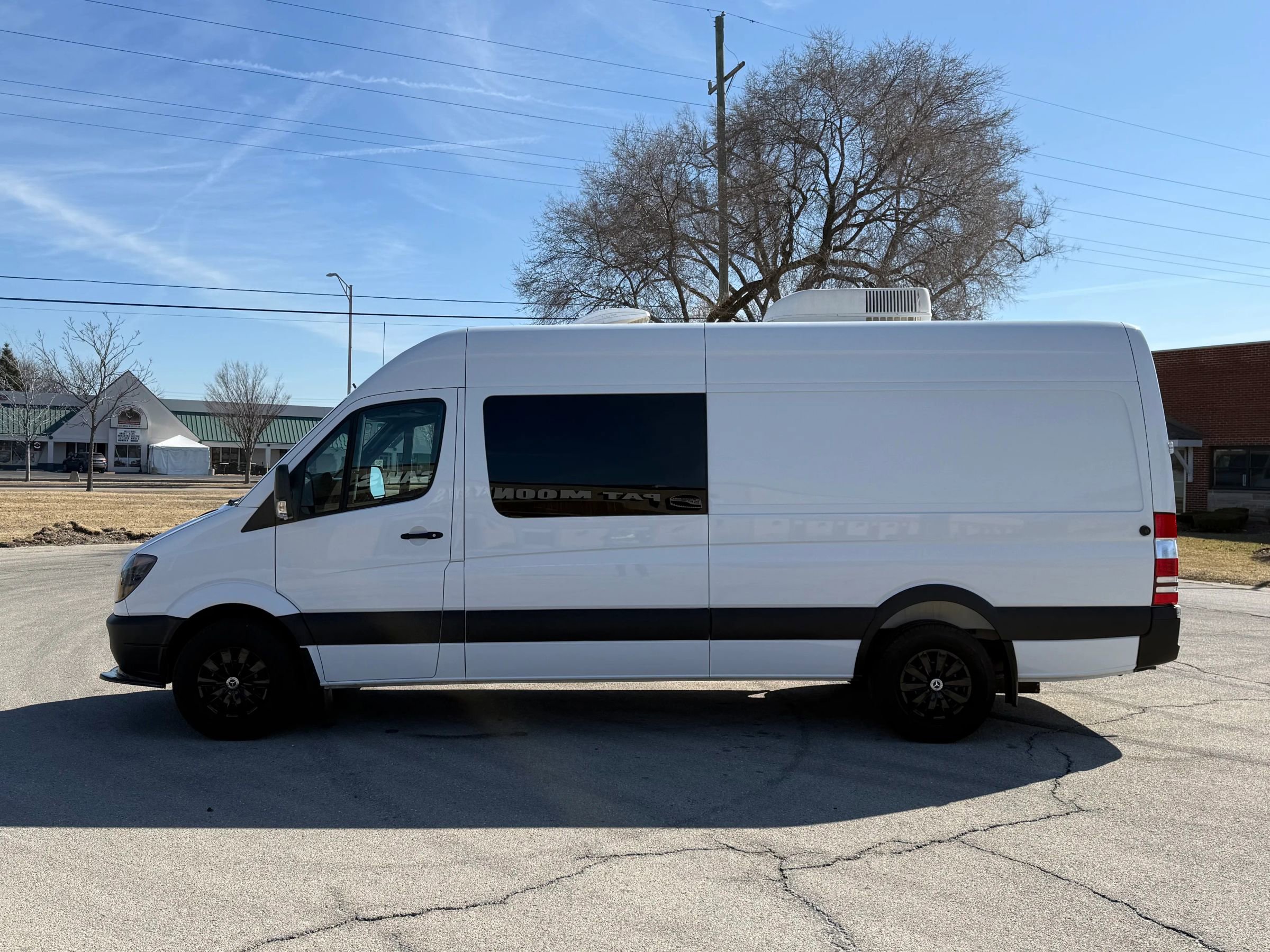 Used 2011 Mercedes-Benz Sprinter 2500 w/ Premium Pkg image 8