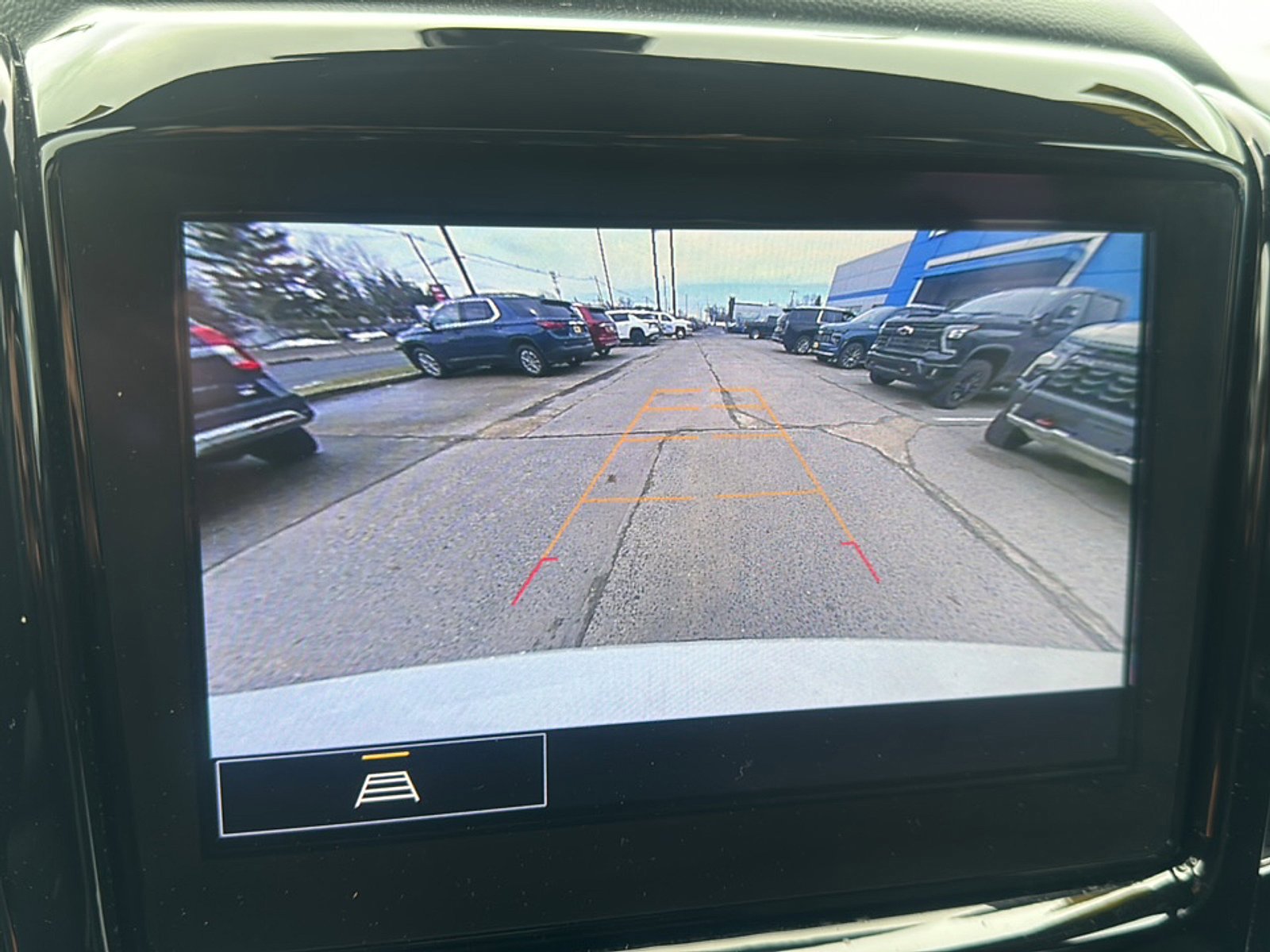 Certified 2023 Chevrolet Traverse LT AWD/4WD image 38