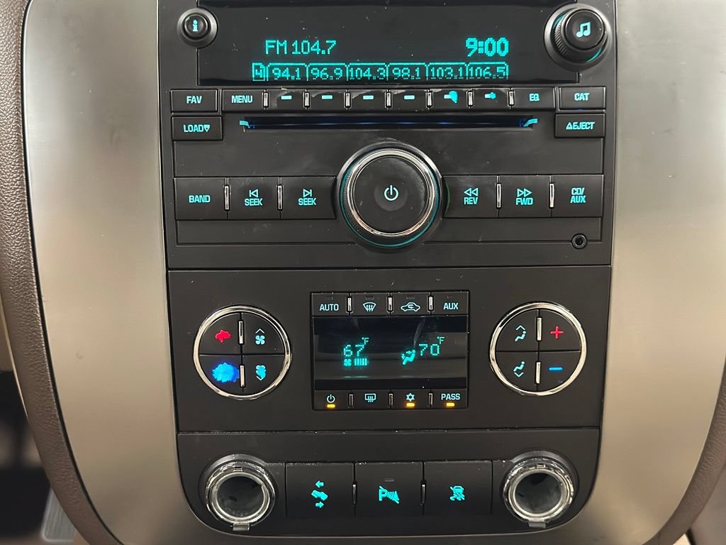Used 2007 GMC Yukon SLT w/ SLT Preferred Equipment Group AWD/4WD image 6