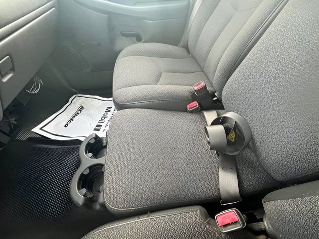 Used 2004 Chevrolet Silverado 2500 W/T RWD image 22