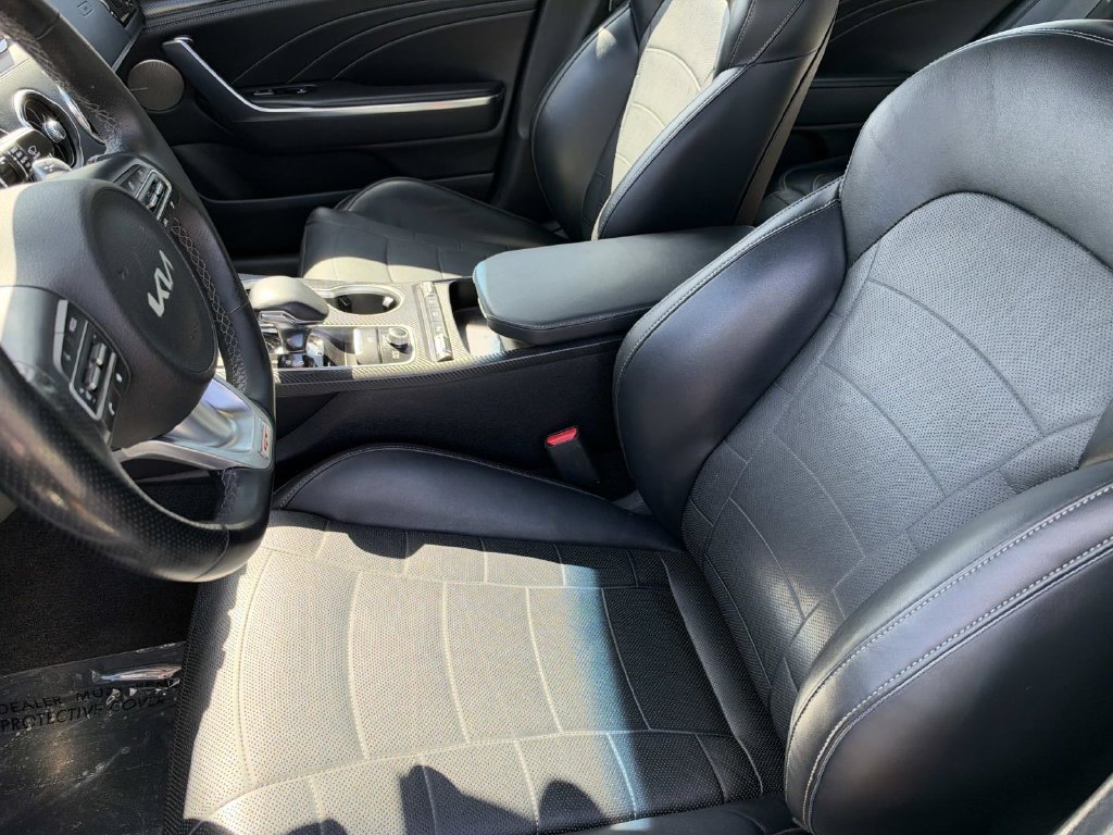 Used 2022 Kia Stinger GT2 w/ Scorpion Package RWD image 14