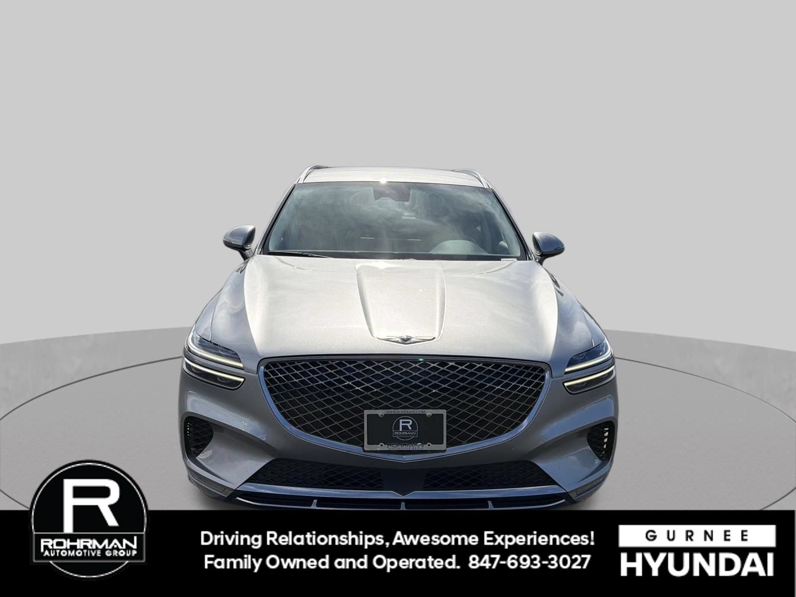 Used 2025 Genesis GV70 2.5T AWD/4WD image 3