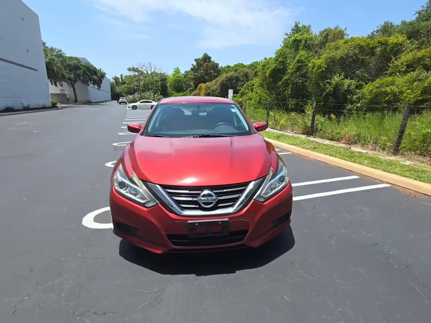 Used 2017 Nissan Altima 2.5 S w/ Power Driver Seat Package FWD image 3