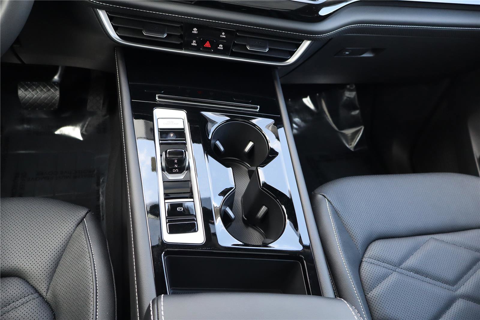 New 2026 Volkswagen Atlas SE image 20