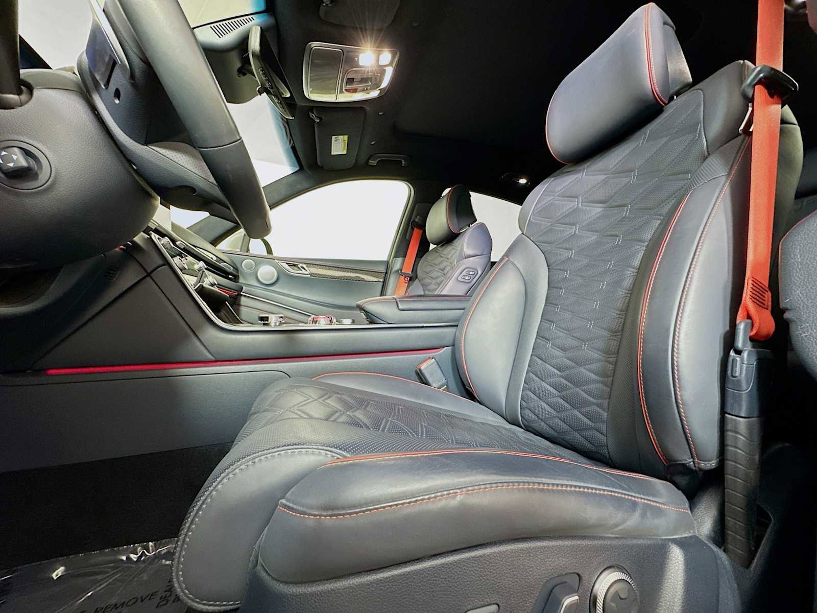 Used 2025 Genesis GV80 3.5T e-SC image 5