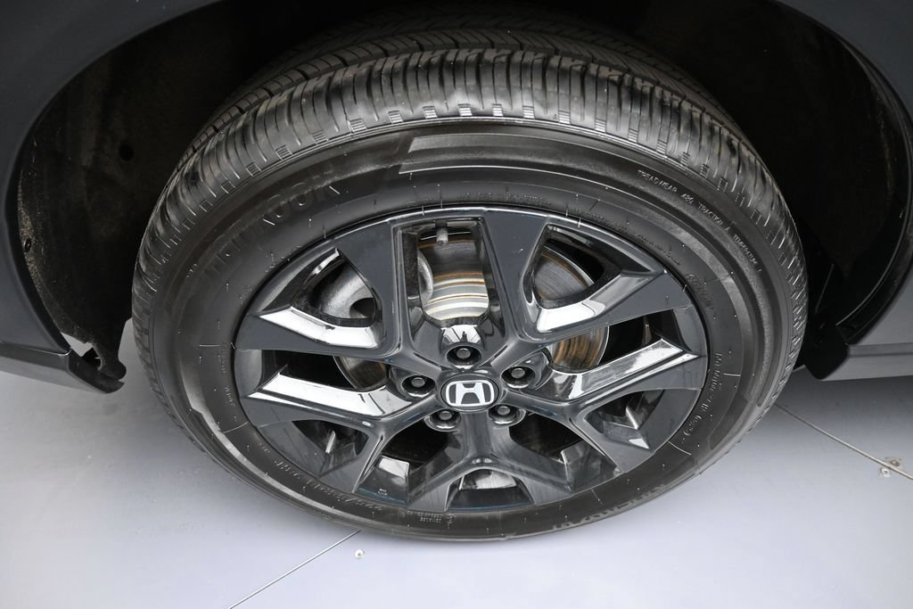 Certified 2025 Honda HR-V Sport image 12