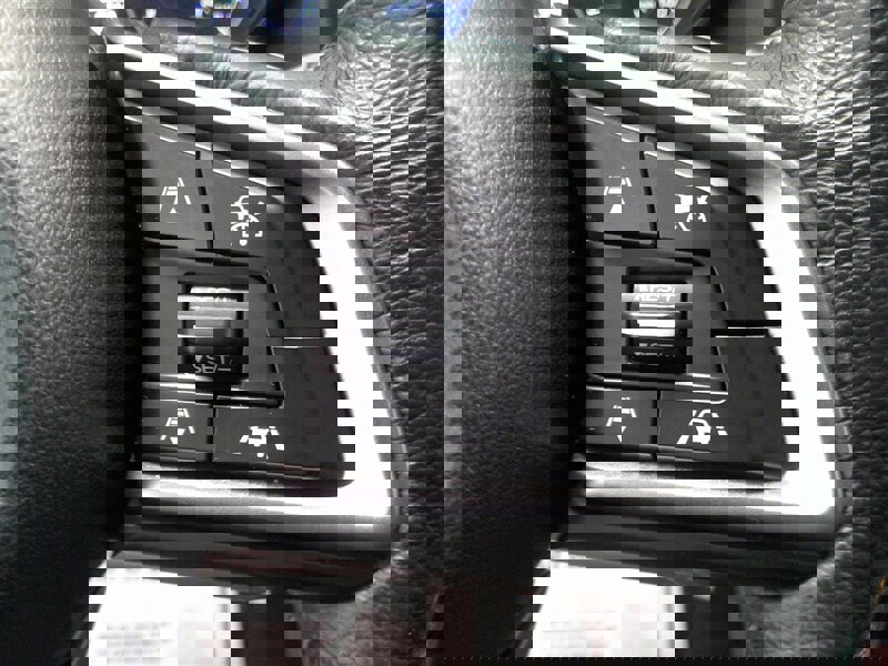 Used 2020 Subaru Ascent Premium image 12