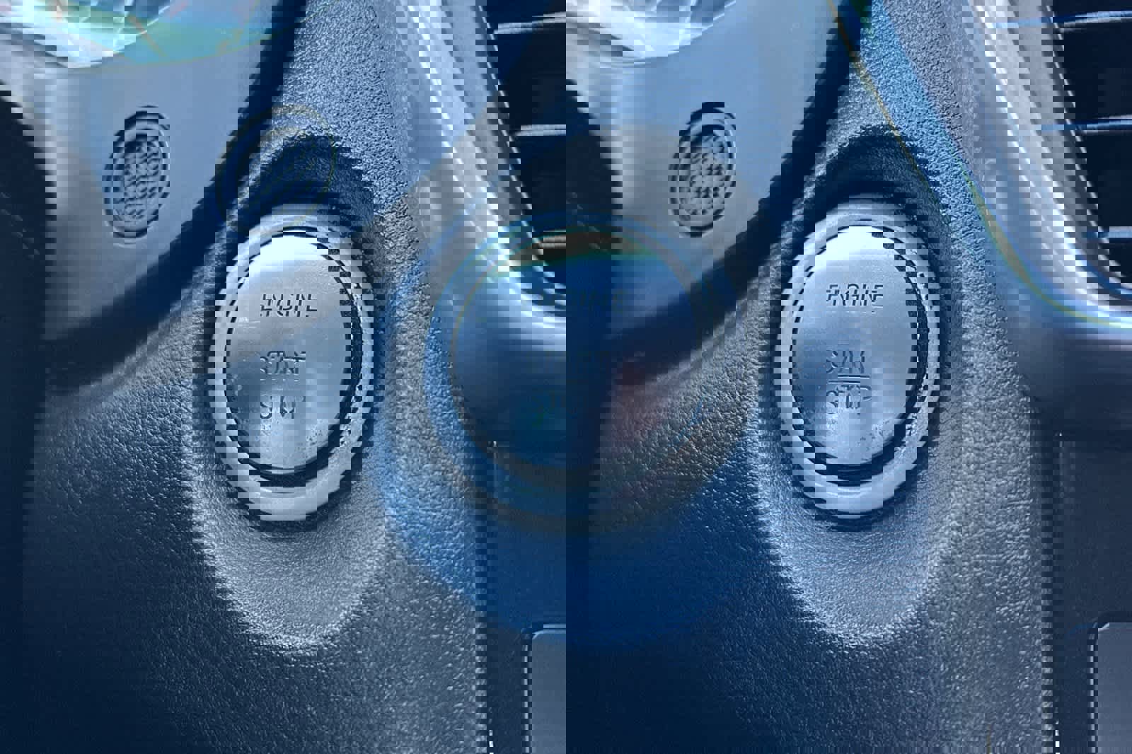 Used 2018 INFINITI QX30 Luxury image 24