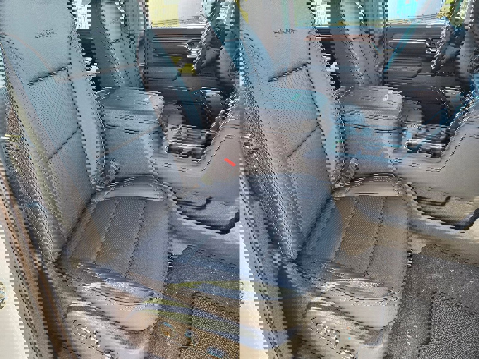 New 2026 GMC Sierra 2500 Denali w/ Denali Reserve Package image 29