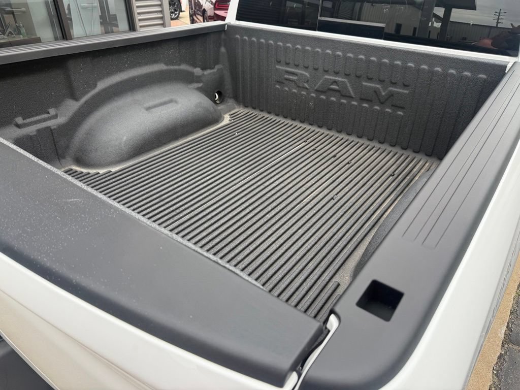 Used 2023 RAM 1500 Big Horn AWD/4WD image 13