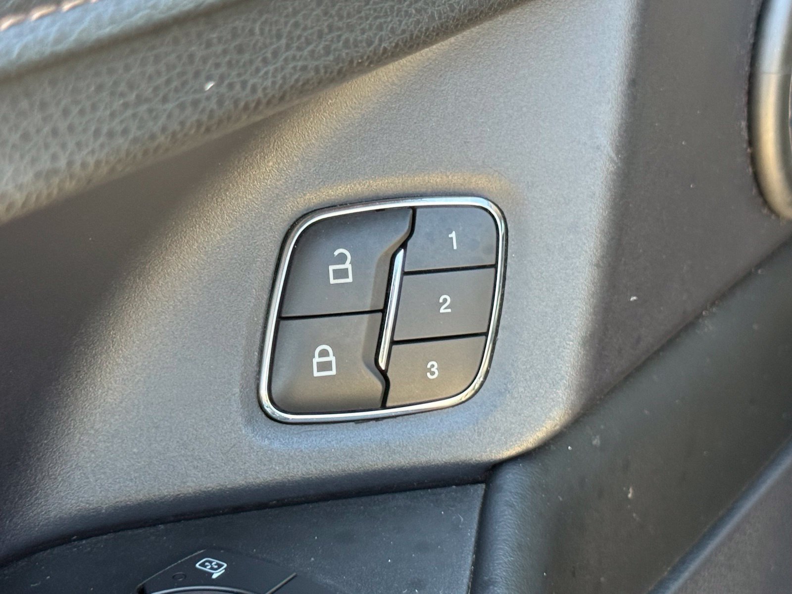 Used 2019 Ford Expedition Platinum RWD image 23