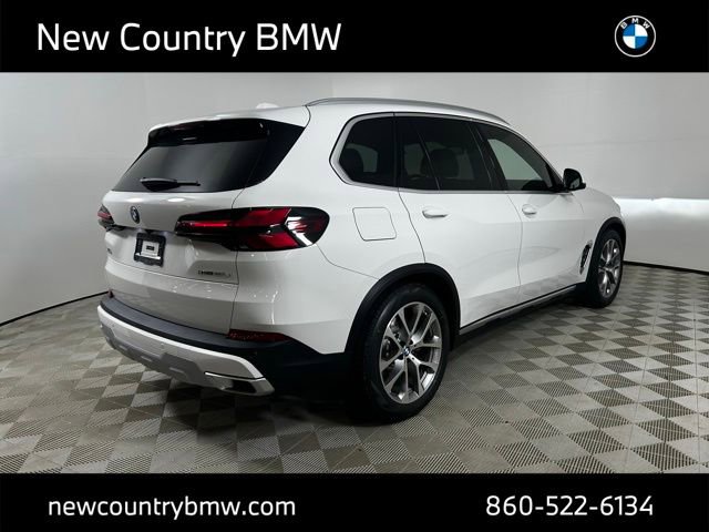 New 2026 BMW X5 xDrive50e w/ Climate Comfort Package image 7