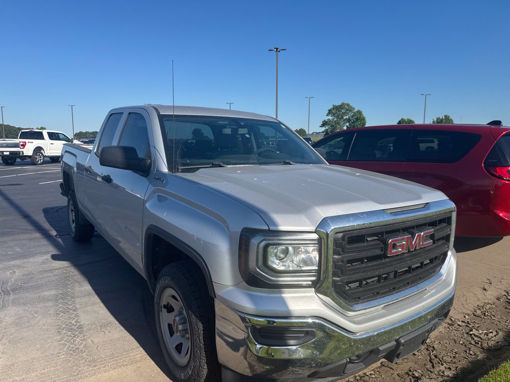 Used 2017 GMC Sierra 1500 4x4 Double Cab image 3