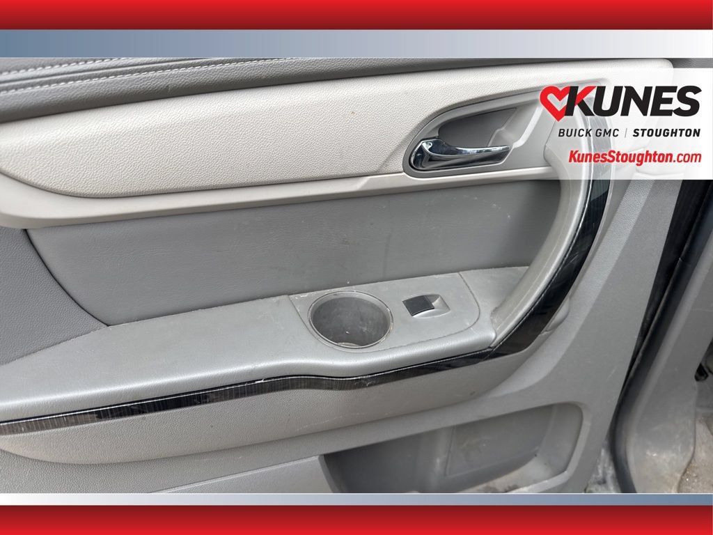 Used 2017 Chevrolet Traverse Premier AWD/4WD image 16