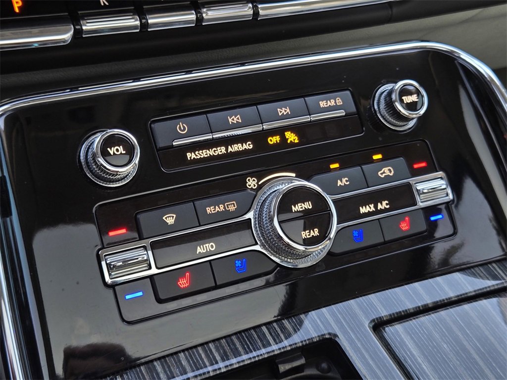 Used 2022 Lincoln Navigator L Black Label image 24