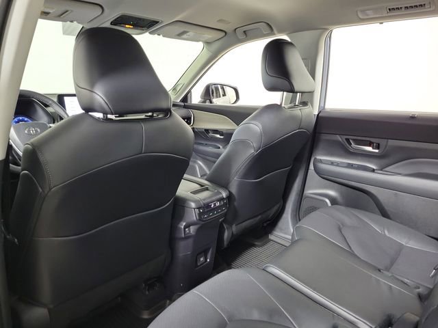 Used 2025 Toyota Grand Highlander AWD Hybrid image 11