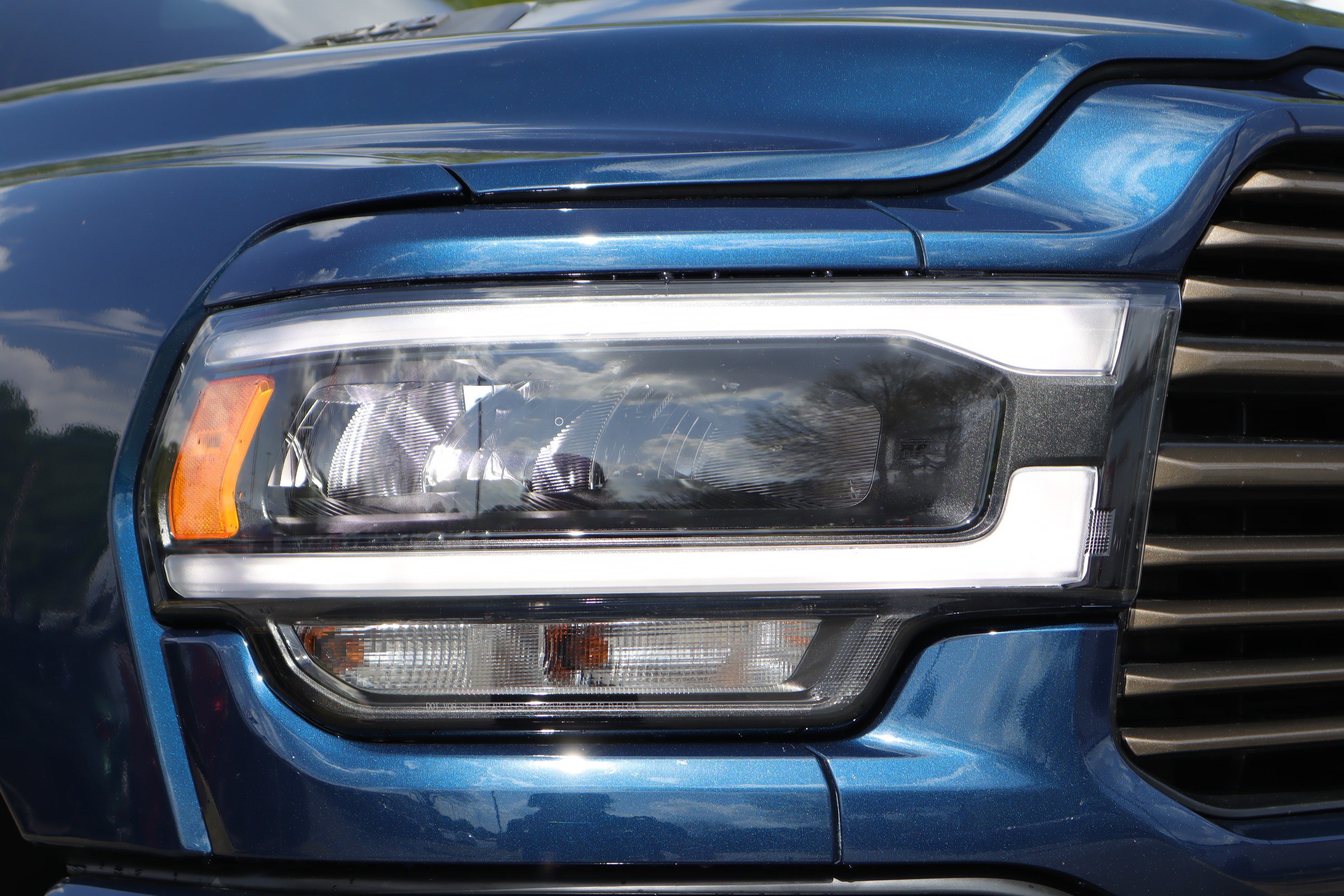 Used 2024 RAM 2500 Laramie w/ Night Edition image 29