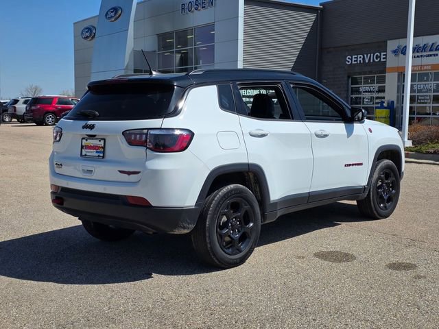 Used 2023 Jeep Compass Trailhawk AWD/4WD image 3